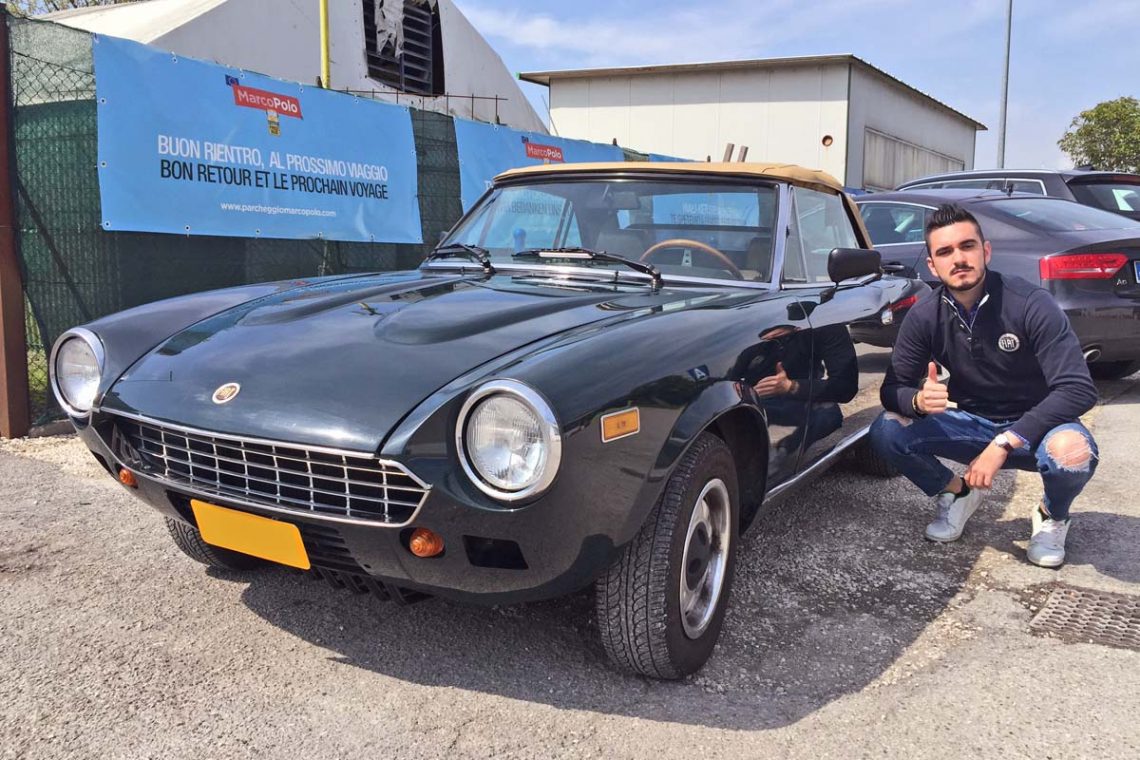 auto ospiti del parcheggio per l'aeroporto di Venezia MarcoPolo