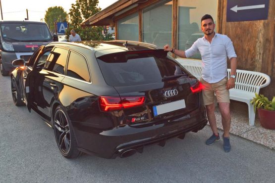 auto ospiti del parcheggio per l'aeroporto di Venezia MarcoPolo