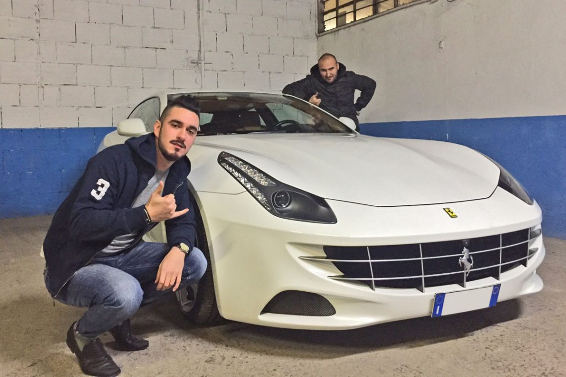 auto ospiti del parcheggio per l'aeroporto di Venezia MarcoPolo